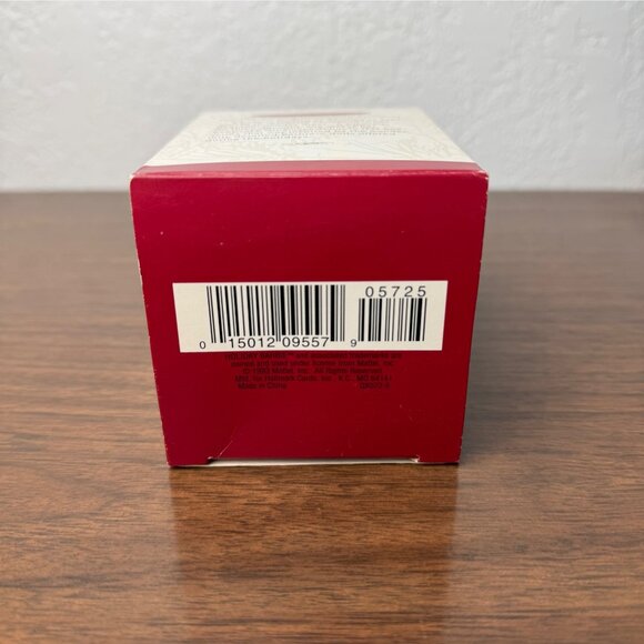 Hallmark Keepsake 1993 Holiday Barbie Doll Ornament Christmas Gown OPEN W BOX - Picture 3 of 5